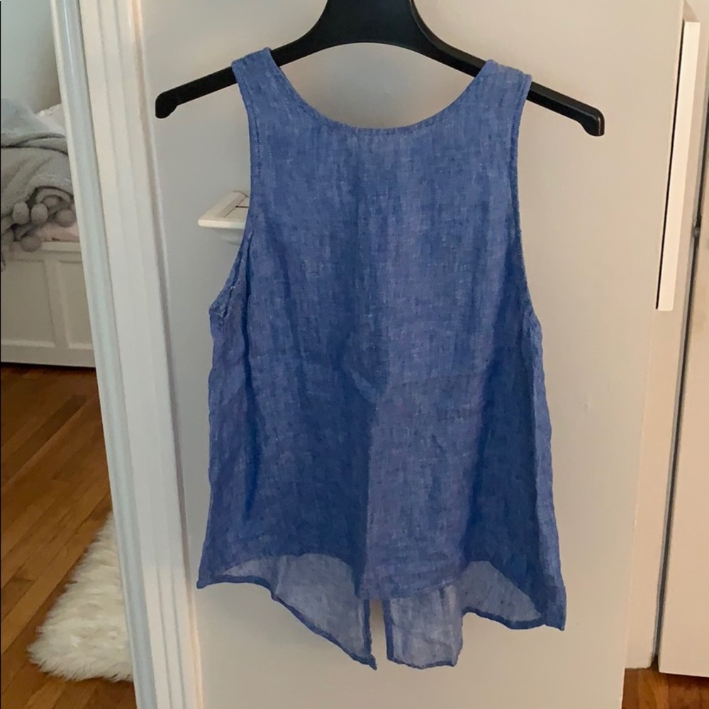 Blue Demi looking tank top!